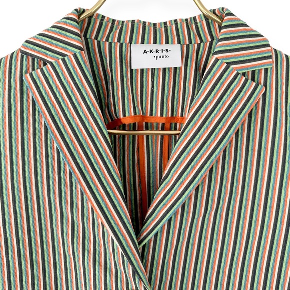 Akris Punto • Seersucker Two Button Blazer - Picture 5 of 15